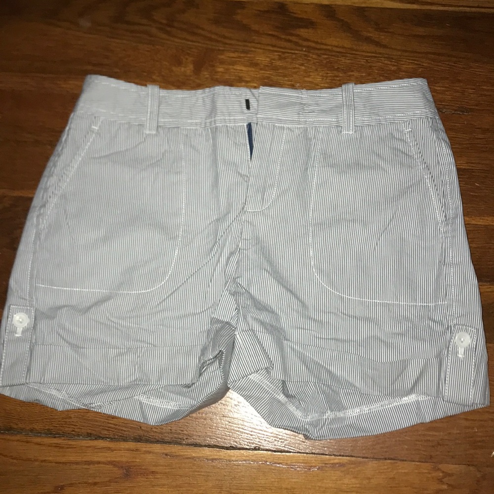 blue and white stripped shorts